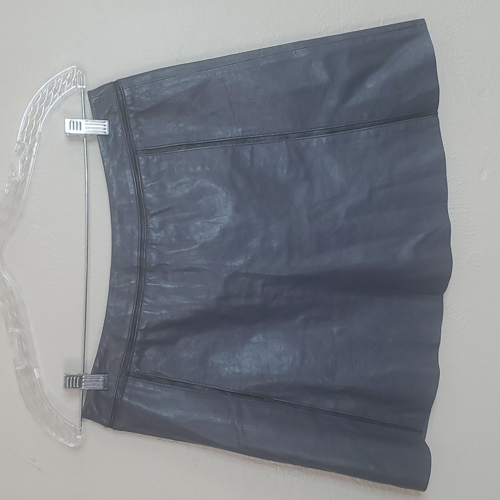 Vince 100% Leather Navy/Black Mini Skirt Size 2